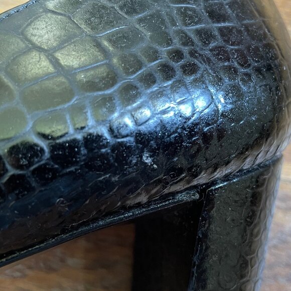 Stuart Weitzman Black Snake-Embossed Court Shoes, 9 1/2 M - Picture 12 of 16